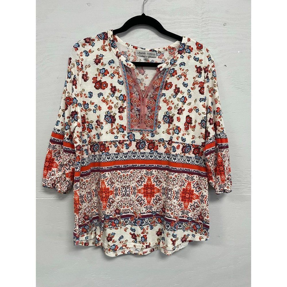 Absolutely Famous floral 3/4 length Lace inlay front top, Size L‎